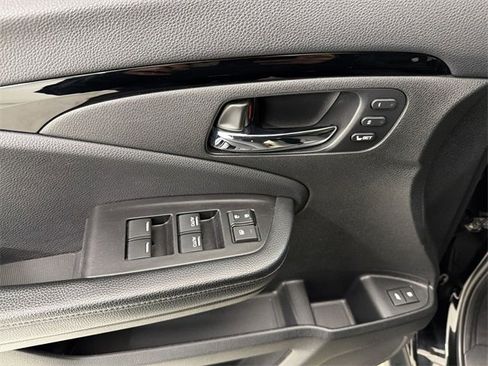 Used 2019 Honda Pilot Touring image 23