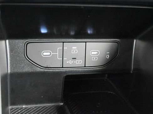 Used 2025 Kia Sorento S w/ Panoramic Sunroof Package image 21