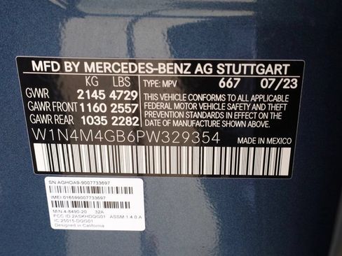 Certified 2023 Mercedes-Benz GLB 250 image 30