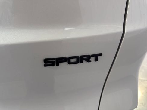 Used 2024 Honda CR-V Sport image 15