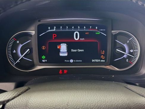 Used 2023 Honda Passport EX-L image 16