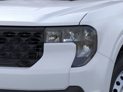 New 2025 Ford Maverick XL w/ Equipment Group 102A image 19