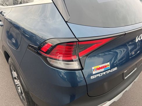 Certified 2023 Kia Sportage EX image 35
