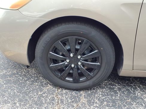 Used 2007 Toyota Camry LE FWD image 29