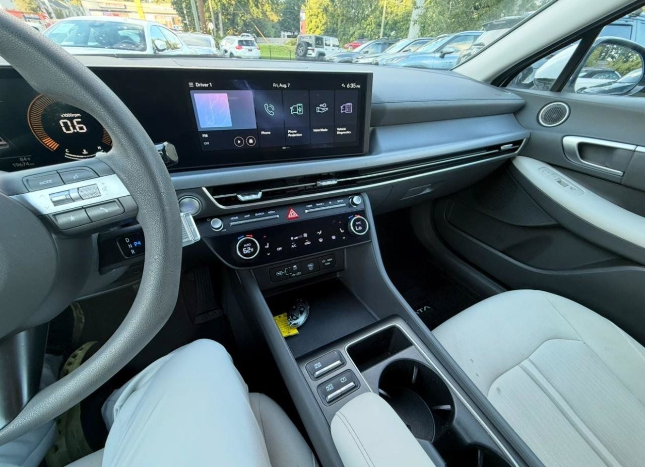 Used 2024 Hyundai Sonata SEL FWD image 22