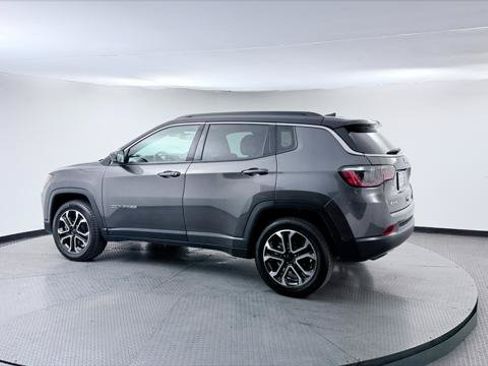 Used 2023 Jeep Compass Limited AWD/4WD image 6