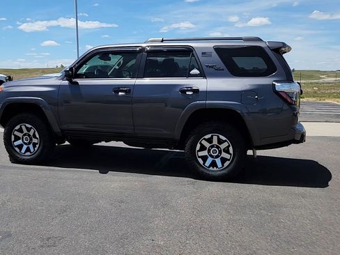 Used 2022 Toyota 4Runner TRD Off-Road AWD/4WD image 2