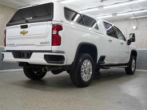 Used 2022 Chevrolet Silverado 2500 High Country w/ Safety Package II AWD/4WD image 10