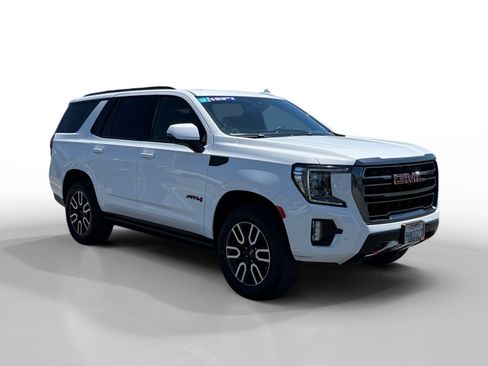 Used 2023 GMC Yukon AT4 w/ AT4 Premium Plus Package AWD/4WD image 7