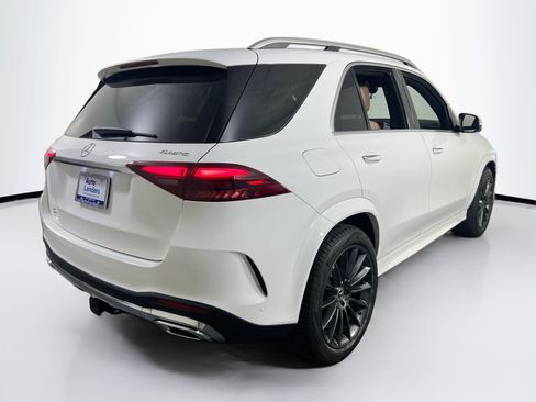 Used 2024 Mercedes-Benz GLE 350 4MATIC image 5
