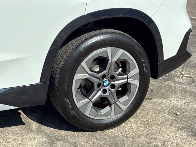Used 2025 BMW X1 xDrive28i w/ Convenience Package AWD/4WD image 13