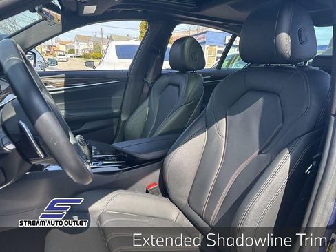 Used 2022 BMW 530i xDrive 530i xDrive w/ M Sport Package image 25