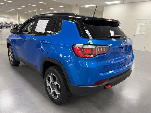 Used 2022 Jeep Compass Trailhawk AWD/4WD image 5