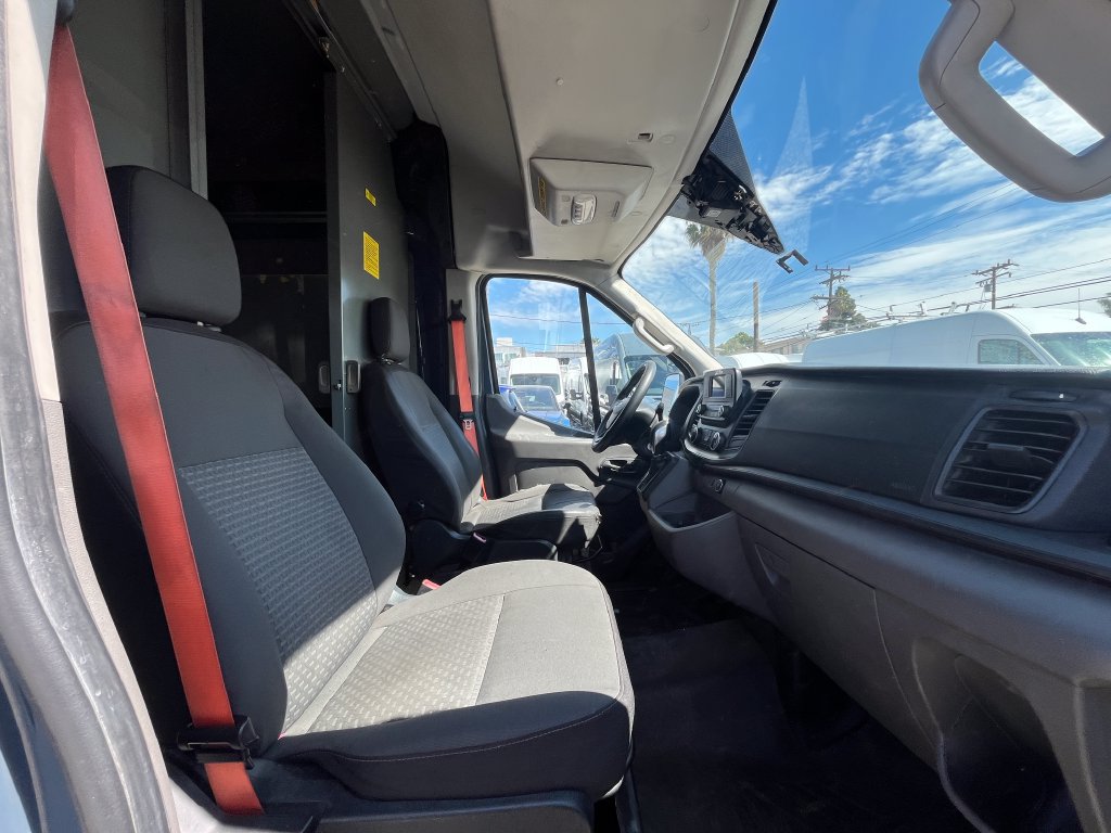 Used 2020 Ford Transit 250 148 High Roof Extended RWD image 7