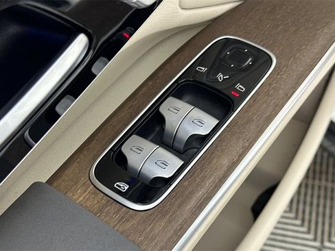 Certified 2023 Mercedes-Benz EQS 450+ Sedan image 12