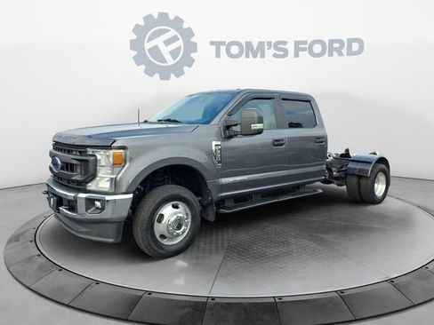 Certified 2022 Ford F350 XL w/ Power Equipment Group image 1