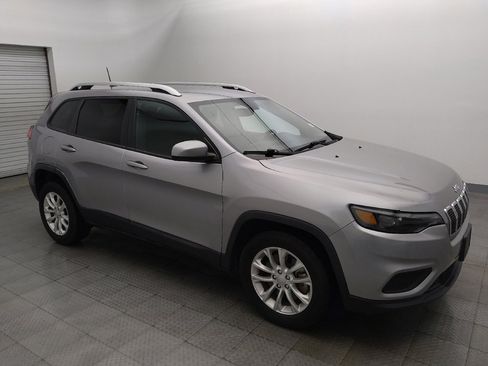 Used 2020 Jeep Cherokee Latitude FWD image 11
