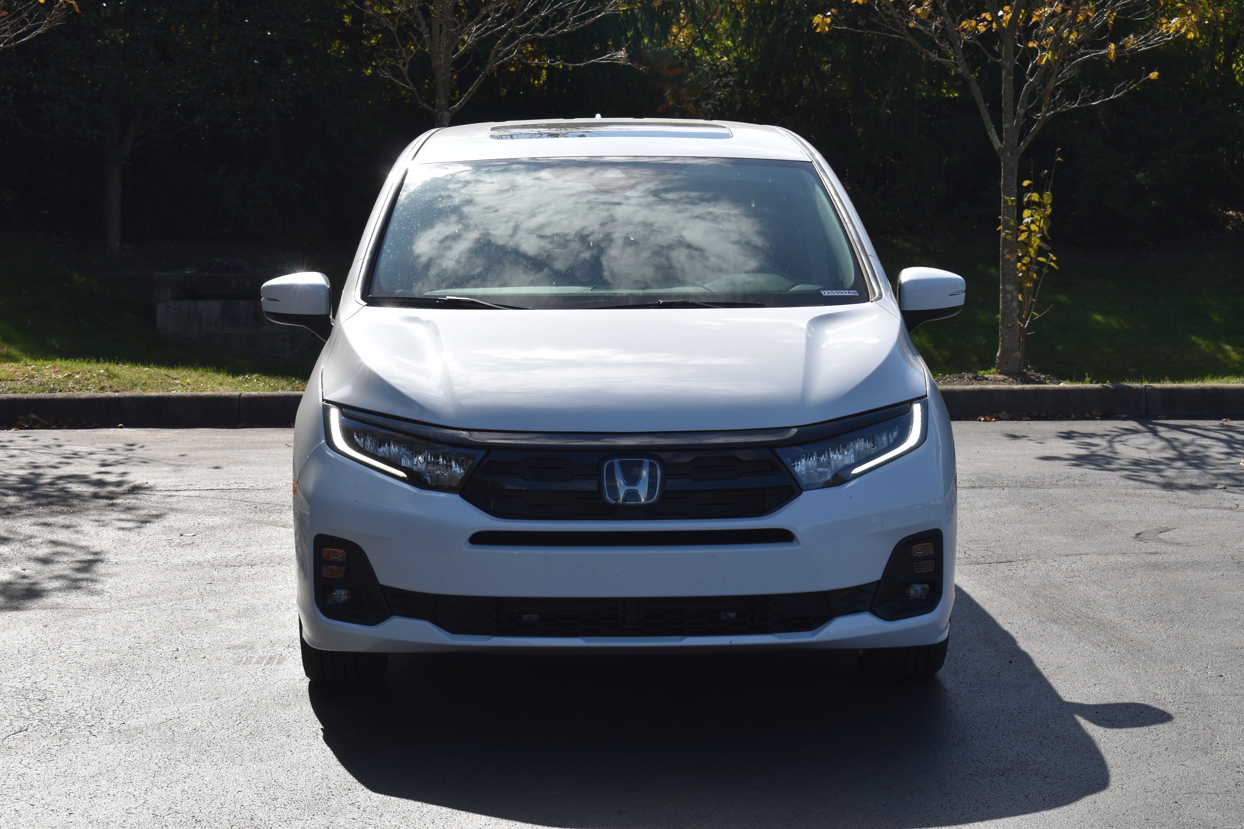 New 2027 Honda Odyssey Touring image 2