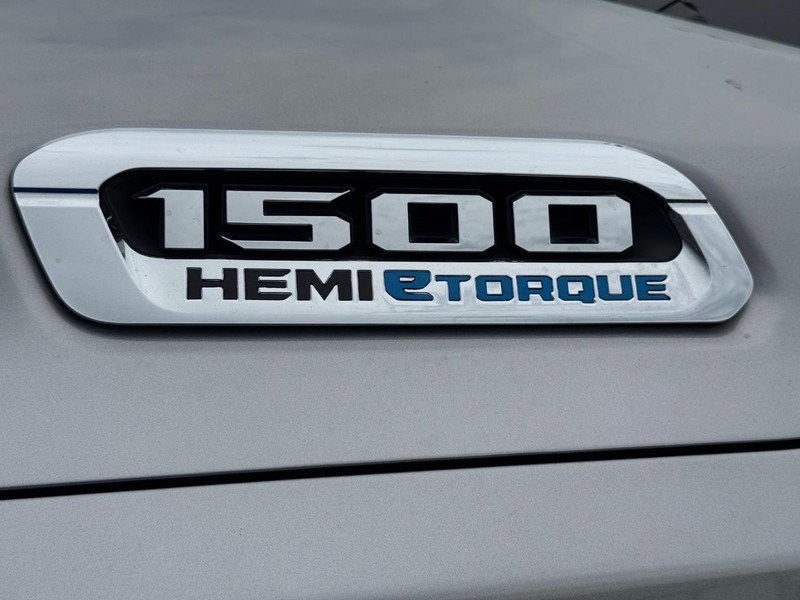 Used 2022 RAM 1500 Big Horn AWD/4WD image 9