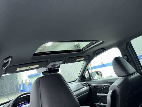 Used 2023 Honda Passport EX-L image 23