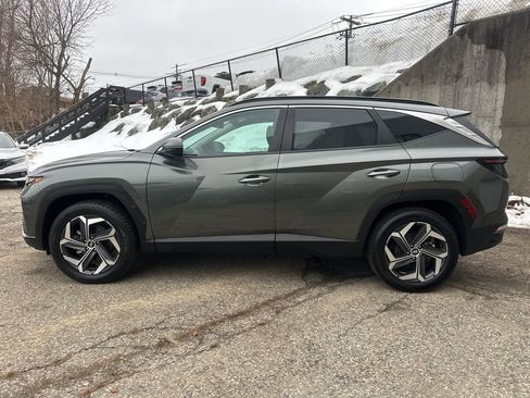 Used 2023 Hyundai Tucson SEL w/ Convenience Package image 3