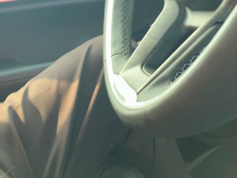 Used 2025 Jeep Grand Cherokee L Limited w/ Luxury Tech Group II image 33