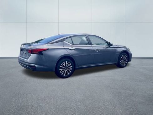 Certified 2023 Nissan Altima 2.5 SV image 16