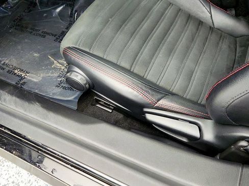 Used 2018 FIAT 124 Spider Abarth w/ Navigation & Sound Group image 12