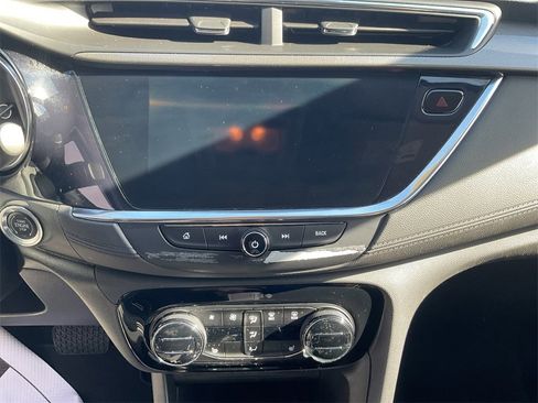 Used 2023 Buick Encore GX Select image 11