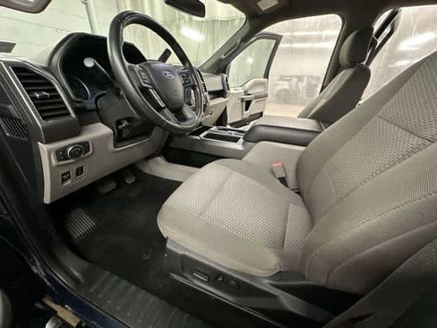 Used 2019 Ford F150 XLT w/ Equipment Group 302A Luxury AWD/4WD image 14