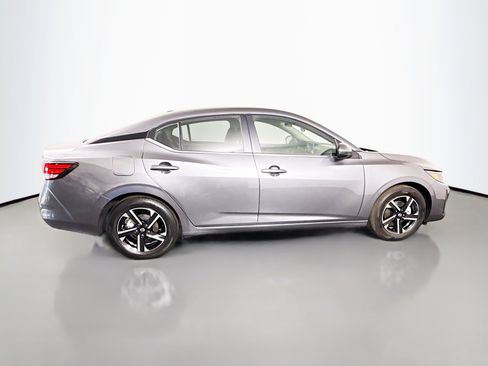 Used 2025 Nissan Sentra SV image 11