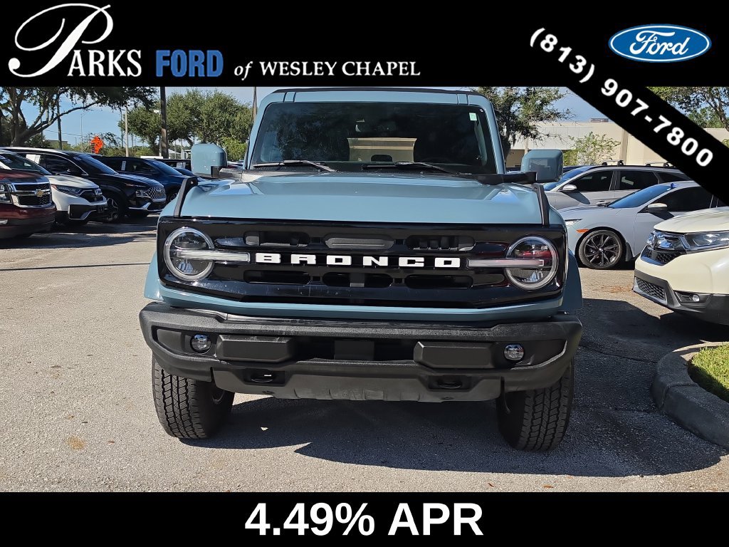 Used 2023 Ford Bronco Outer Banks AWD/4WD image 3