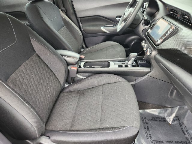Used 2024 Nissan Kicks SV FWD image 15