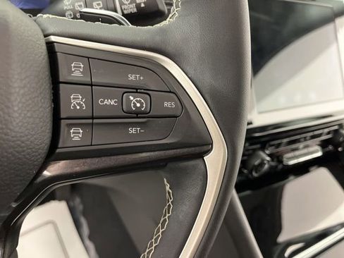 Used 2023 Jeep Grand Cherokee L Laredo w/ Luxury Tech Group I image 22