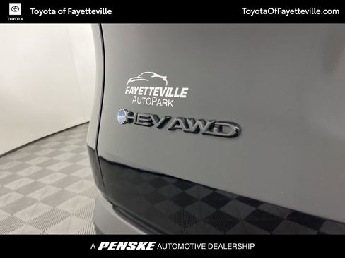 Certified 2025 Toyota Grand Highlander AWD Hybrid image 15