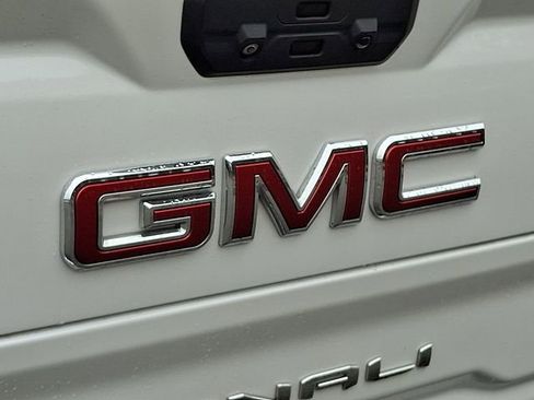 Used 2022 GMC Sierra 1500 Denali image 39