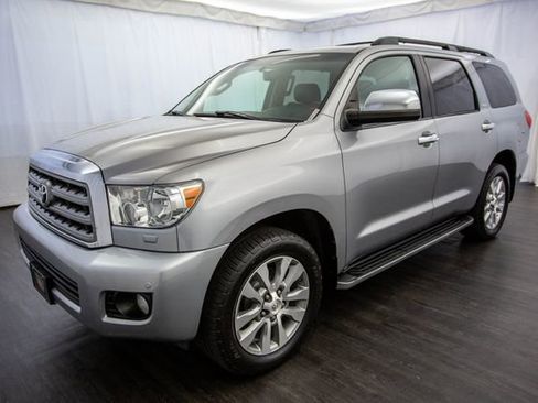 Used 2014 Toyota Sequoia Limited image 3
