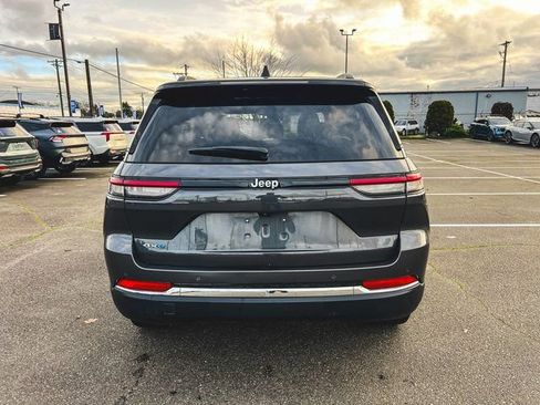 Used 2024 Jeep Grand Cherokee Limited 4xe image 7