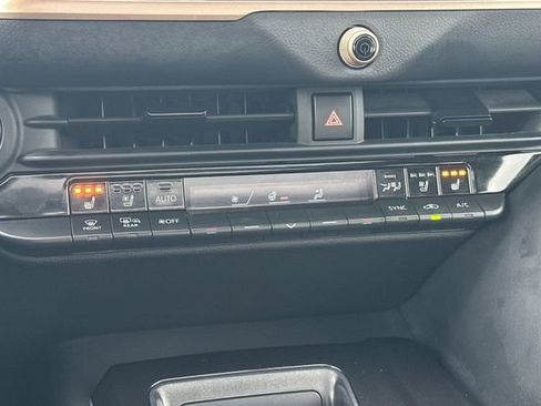 Certified 2024 Toyota Crown AWD/4WD image 26