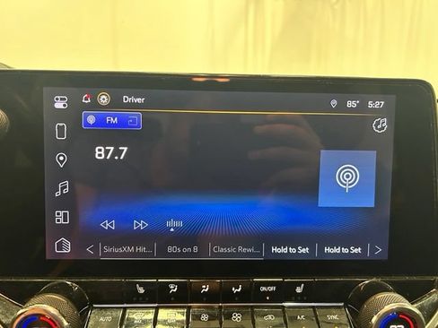 Used 2024 Chevrolet Colorado Z71 w/ Z71 Convenience Package 2 AWD/4WD image 39