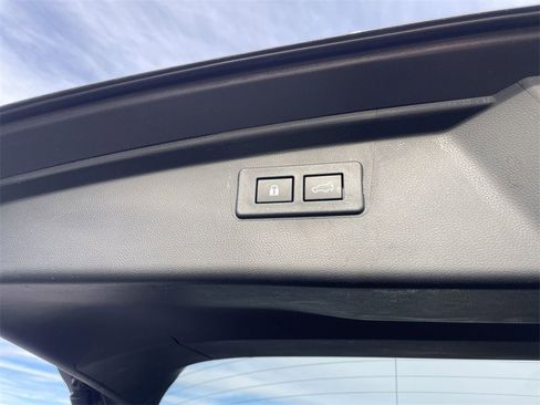 Certified 2023 Subaru Outback Touring XT image 41