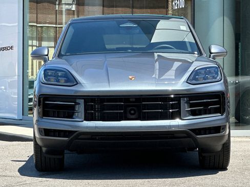 New 2026 Porsche Cayenne Coupe AWD/4WD image 11