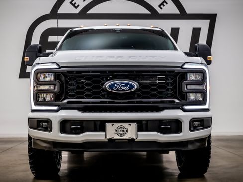 Used 2024 Ford F250 XLT w/ XLT Premium Package AWD/4WD image 4