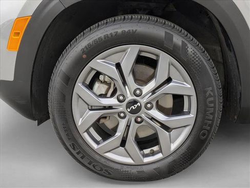 Used 2024 Kia Seltos LX image 23