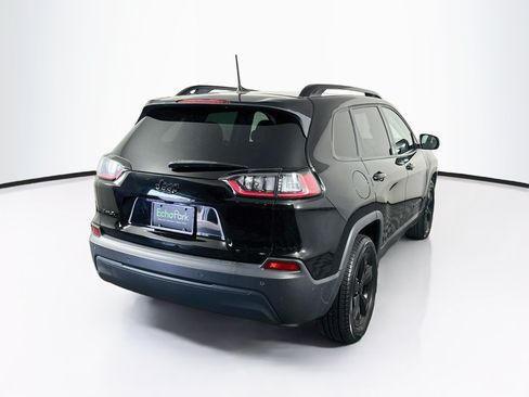 Used 2021 Jeep Cherokee Latitude Plus AWD/4WD image 9