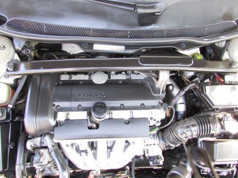 Used 2001 Volvo V70 2.4 image 31