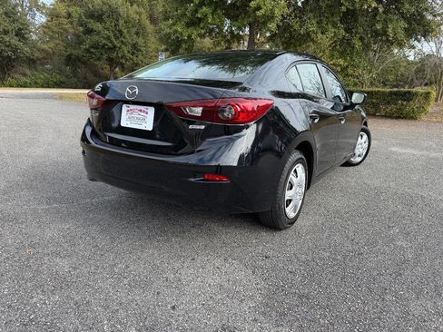 Used 2018 MAZDA MAZDA3 Sport image 36