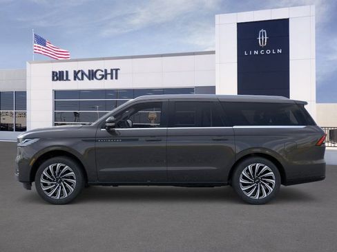 New 2025 Lincoln Navigator L Black Label image 3