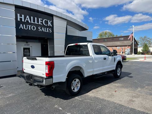 Used 2017 Ford F250 XLT w/ Snow Plow Prep Package image 8