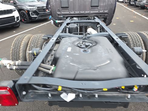 New 2026 RAM 5500 Tradesman image 32